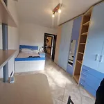 Residenze Romane דירה *